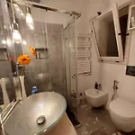 Dimora D'arte Apartment